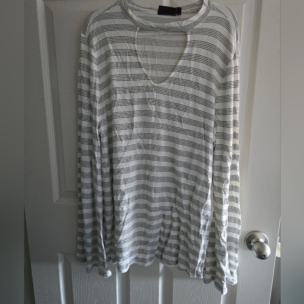 APT 9 Large rayon blend bell sleeve tunic